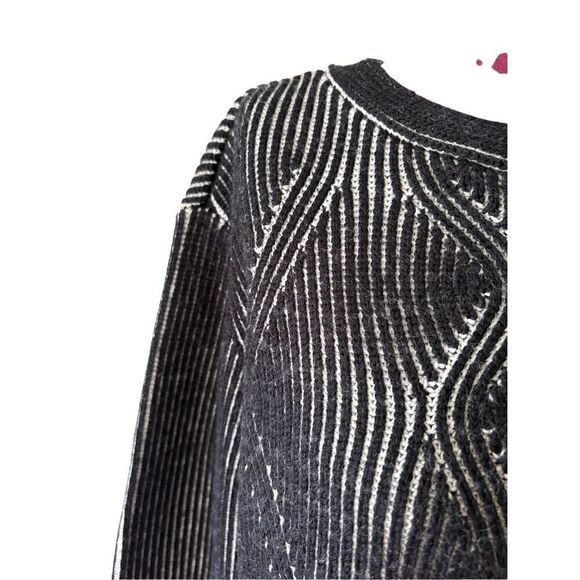 & Other Stories Wool Crewneck Sweater size M Black Gray Cream Abstract - Picture 8 of 8